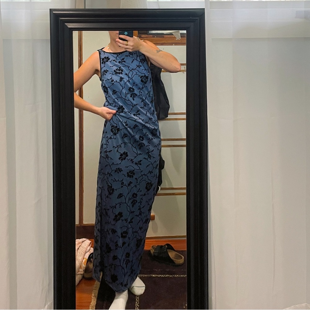 Hana 90s / y2k velvet floral maxi dress
